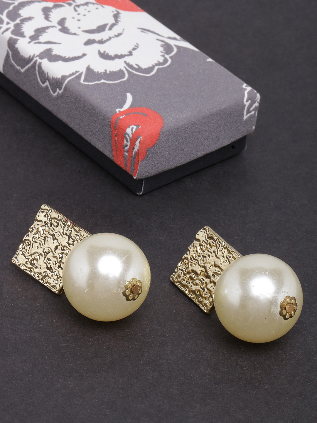18kt Gold Oceana Pearl Earrings - R Narayan Jewellers | R Narayan Jewellers