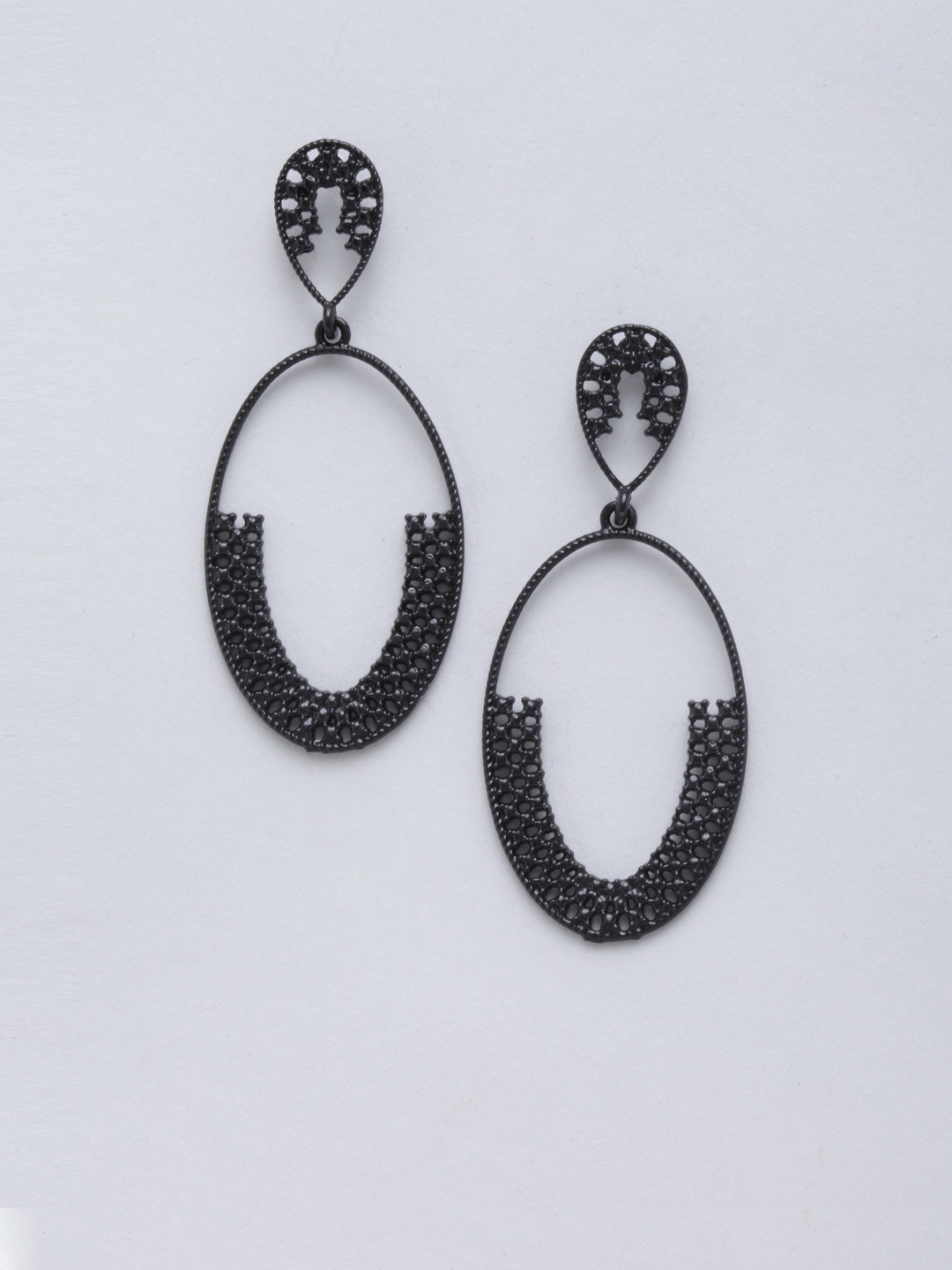 Beautiful Handcrafted Black Earrings For Women Online – Indeasiasrijan